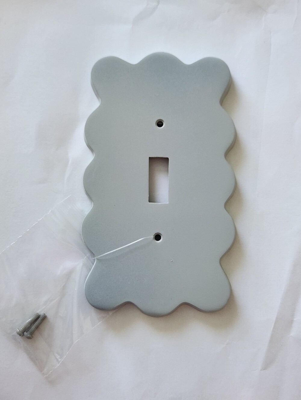 Anthropologie Wiggle Scalloped Single Toggle Switch Plate Matte Gray